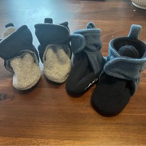 Hudson Baby 0-6 mo Fleece Booties Bundle